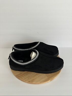 Vance Co Wheeler Mens Slip-On Slippers